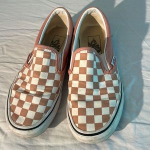 Checkered women’s vans - BARELY WORN - coral, size 6.5 women’s